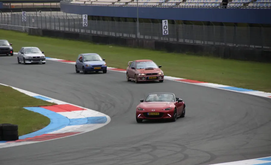 MX-5 op de baan in Assen