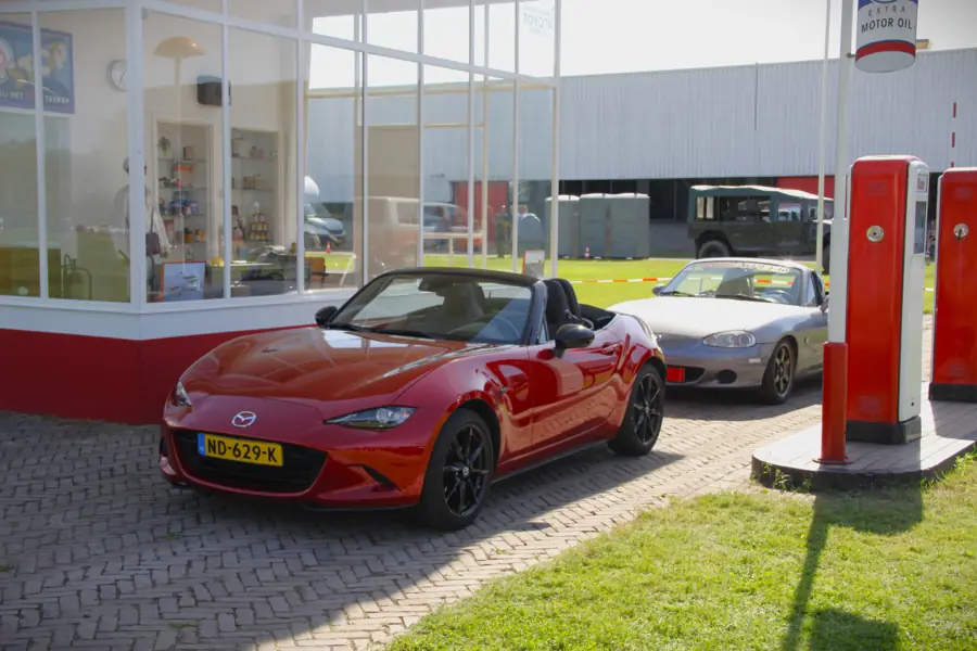 Red MX-5 bij GoJapan 2025